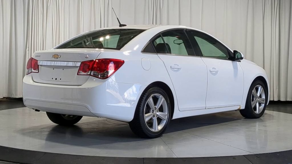 Used 2013 Chevrolet Cruze LT FWD image 10