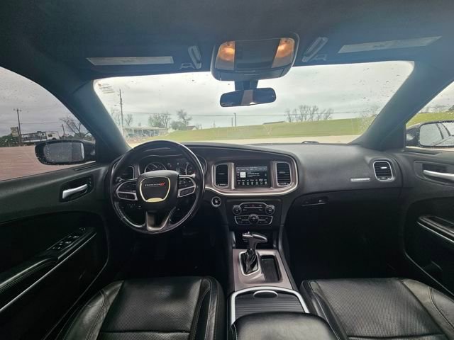 Used 2021 Dodge Charger SXT w/ Leather Interior Group RWD image 12