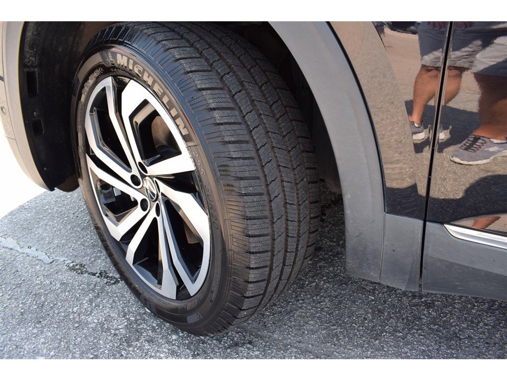 Used 2021 Volkswagen Atlas SEL Premium image 55