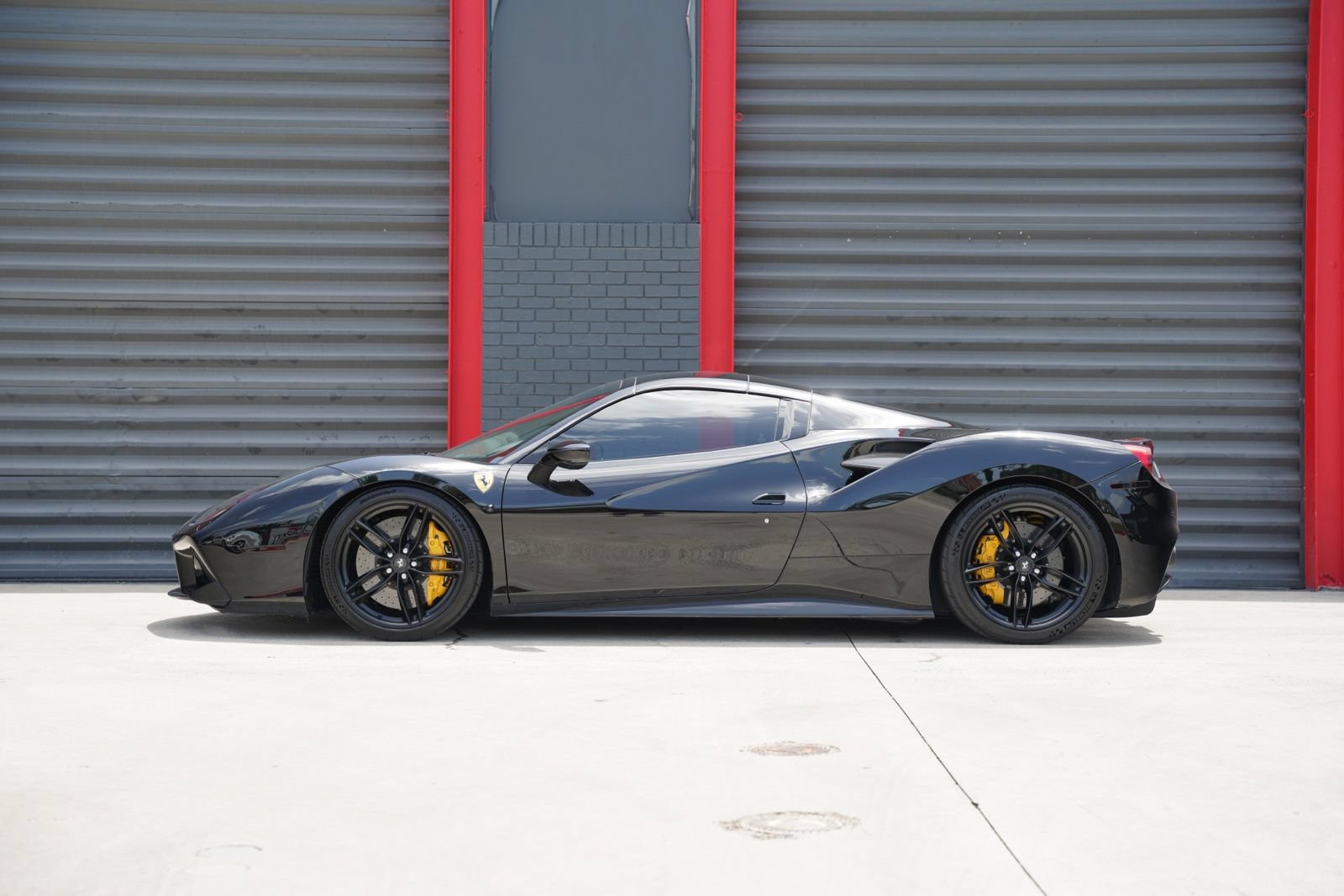 Used 2016 Ferrari 488 Spider RWD image 17