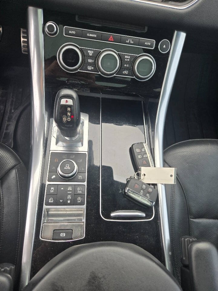 Used 2016 Land Rover Range Rover Sport Supercharged AWD/4WD image 27