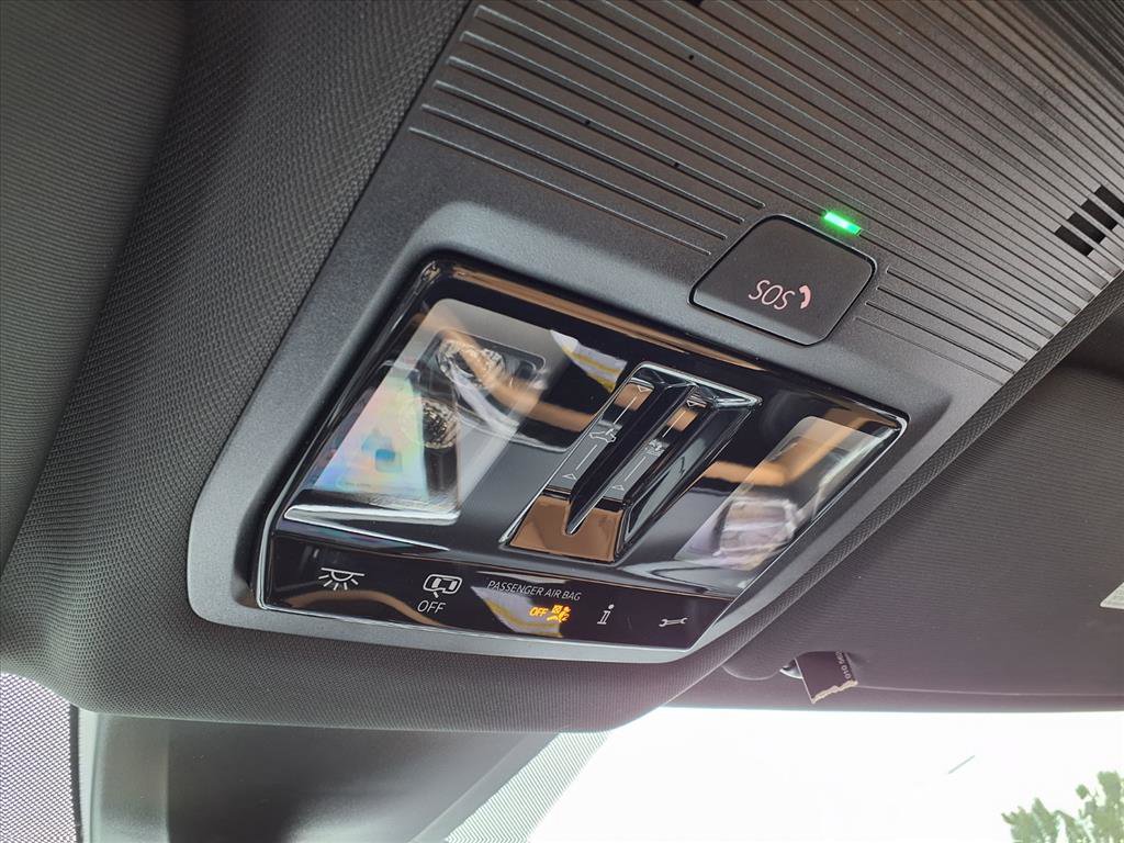 New 2026 Volkswagen Atlas Cross Sport SEL image 20