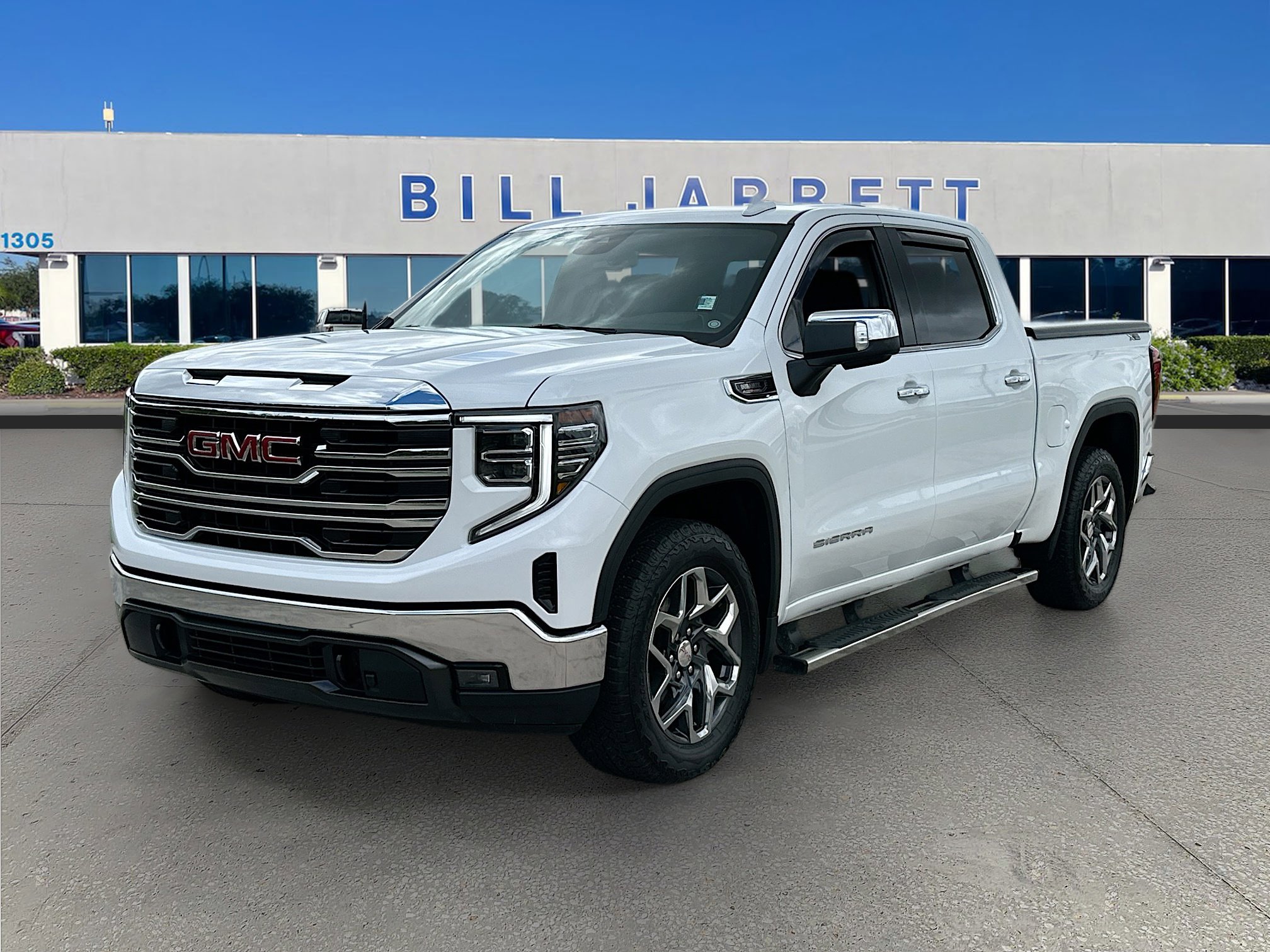 Used 2024 GMC Sierra 1500 SLT w/ X31 Off-Road Package image 3