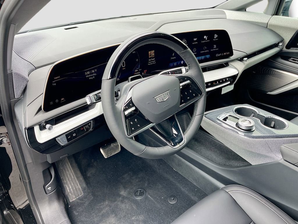 New 2026 Cadillac Optiq Sport 1 w/ LPO, Floor Liner Package AWD/4WD image 16