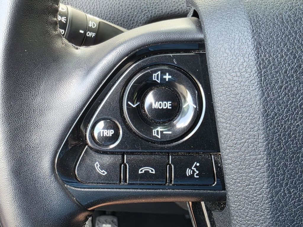 Used 2019 Toyota Prius XLE w/ Advanced Technology Package image 20