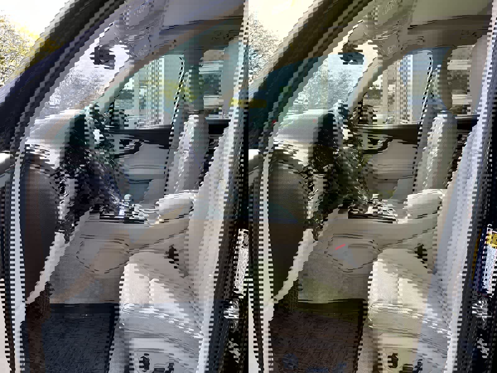 Used 2019 Audi Q7 2.0T Premium w/ Convenience Package AWD/4WD image 8