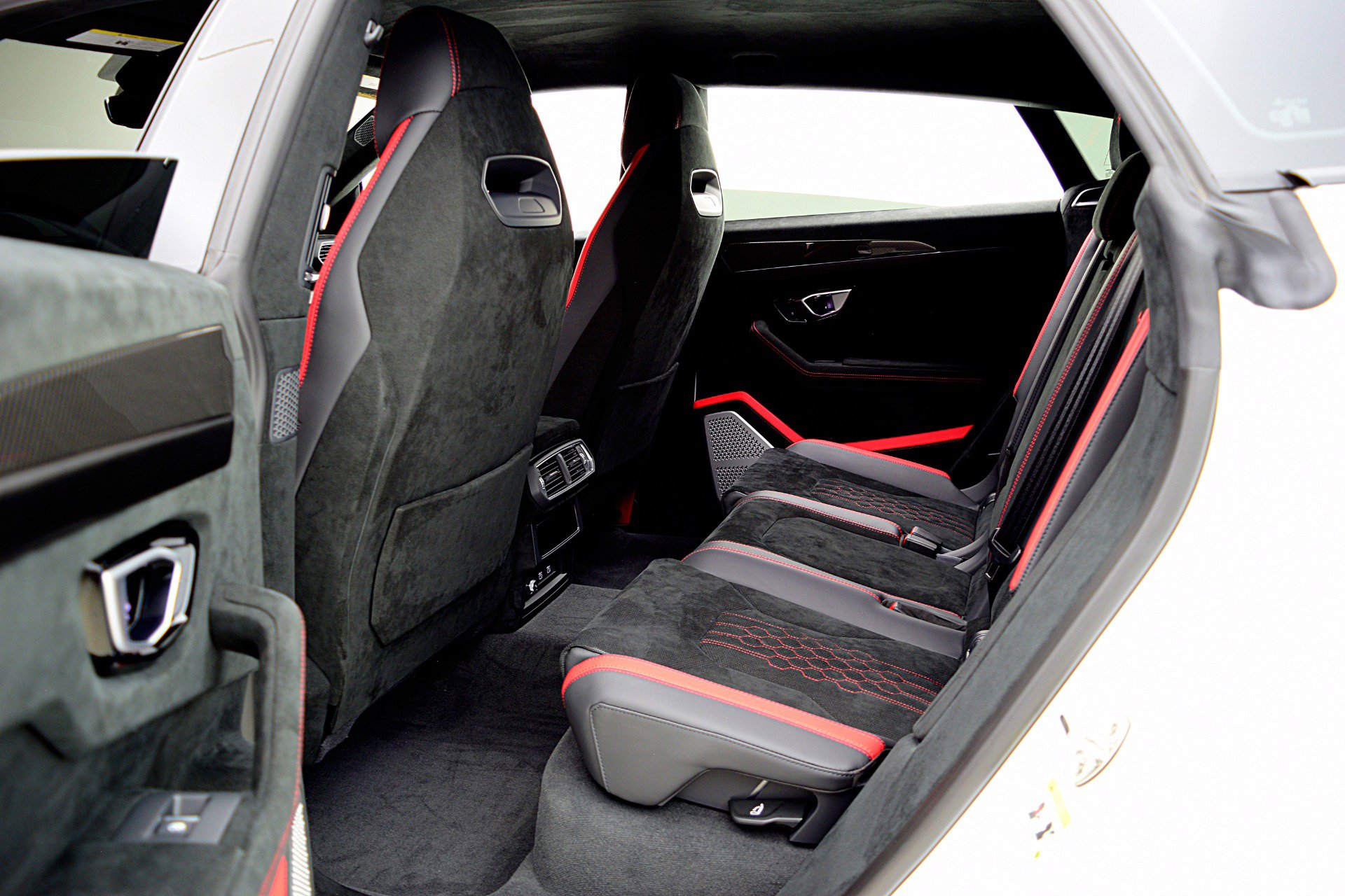 Used 2024 Lamborghini Urus Performante image 42
