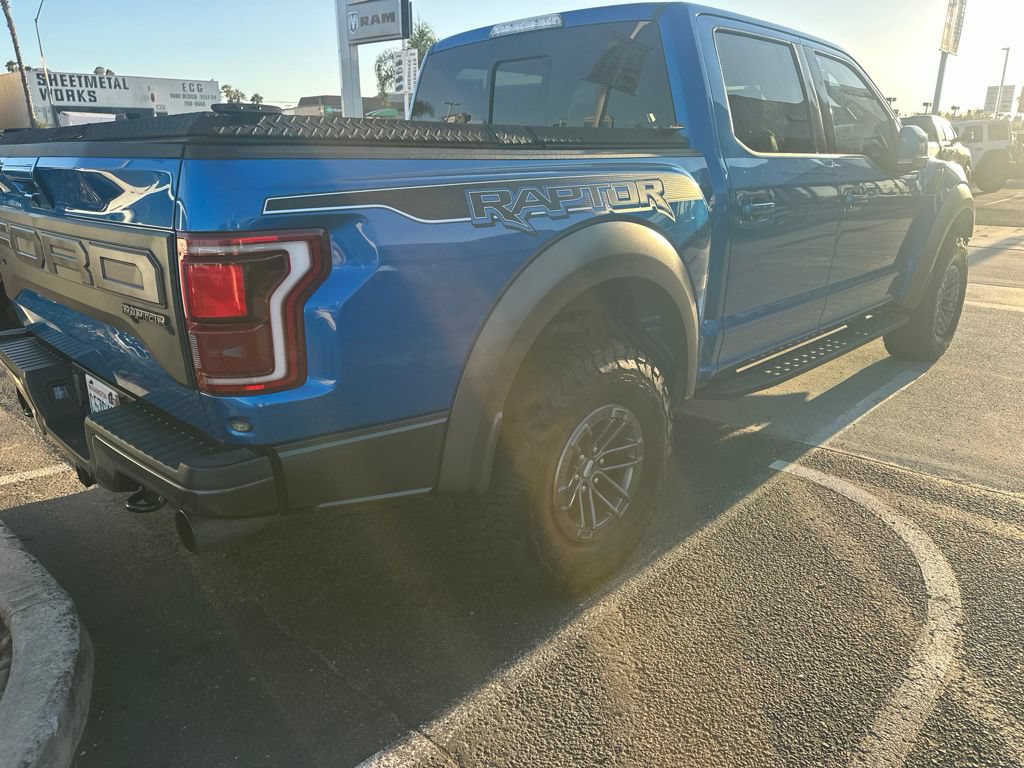 Used 2019 Ford F150 Raptor w/ Equipment Group 802A Luxury AWD/4WD image 10