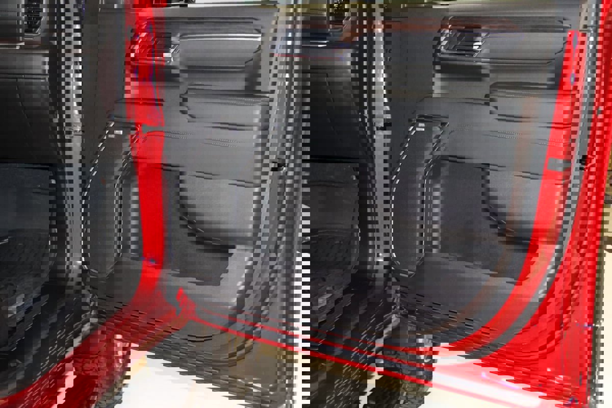 Used 2025 GMC Sierra 3500 SLT w/ SLT Premium Package image 70