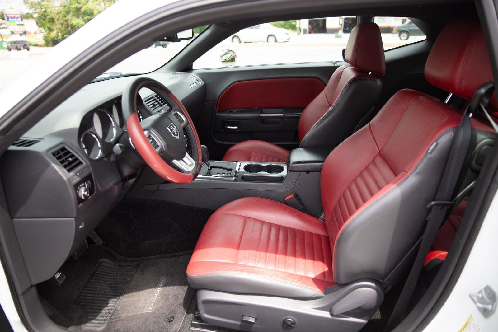 Used 2013 Dodge Challenger SXT Plus RWD image 18