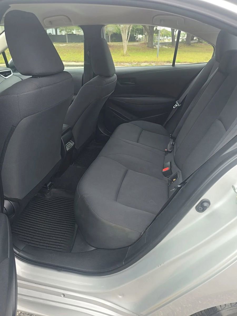 Used 2024 Toyota Corolla LE FWD image 12