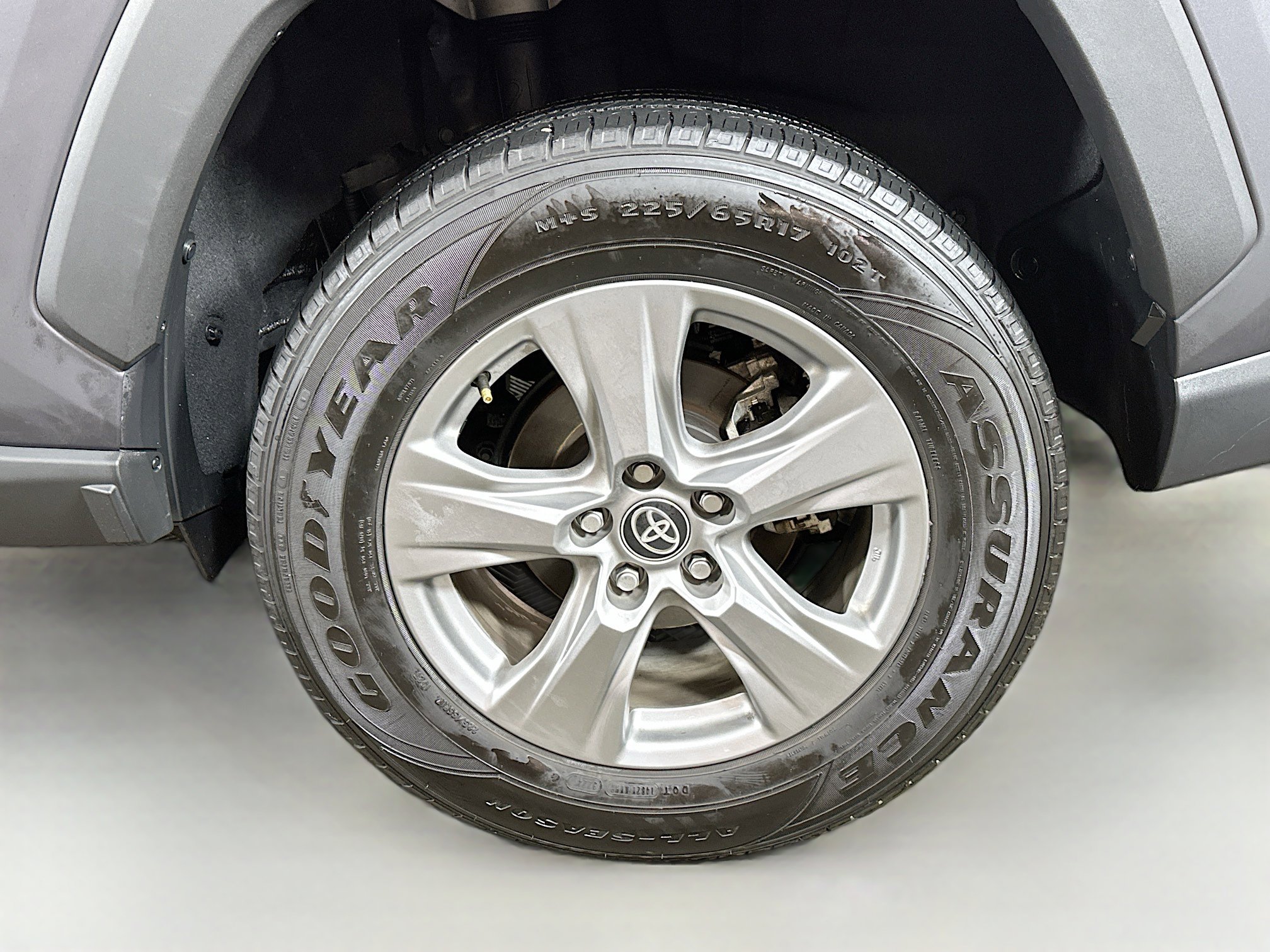 Used 2024 Toyota RAV4 XLE image 28