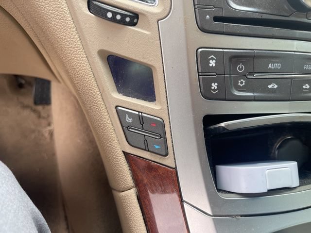 Used 2011 Cadillac CTS Luxury RWD image 8