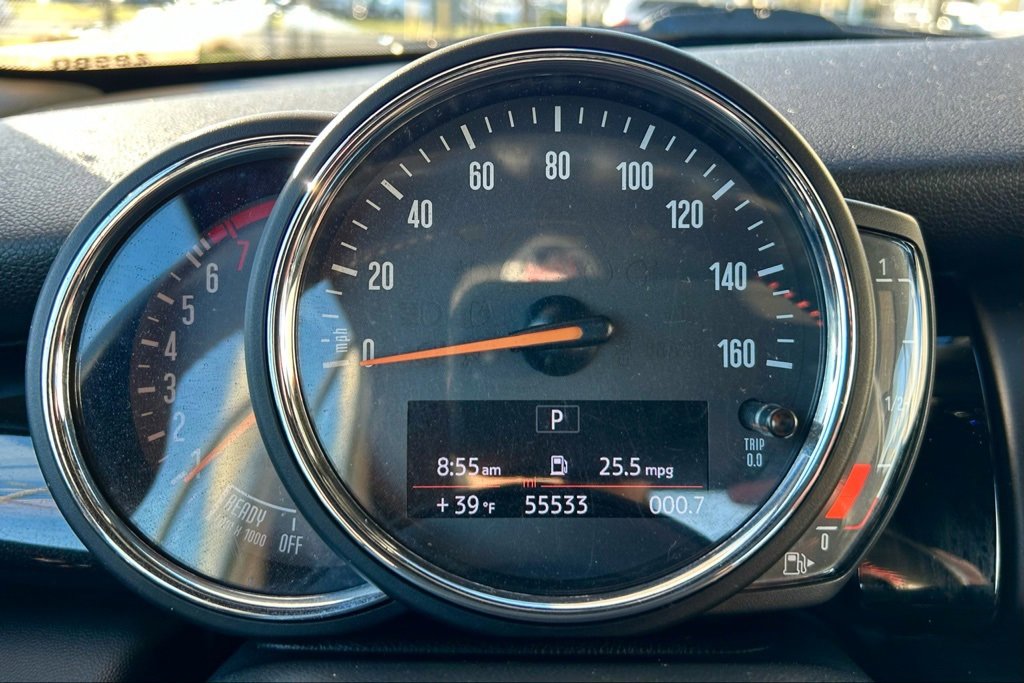 Used 2019 MINI Cooper S w/ Premium Package image 17