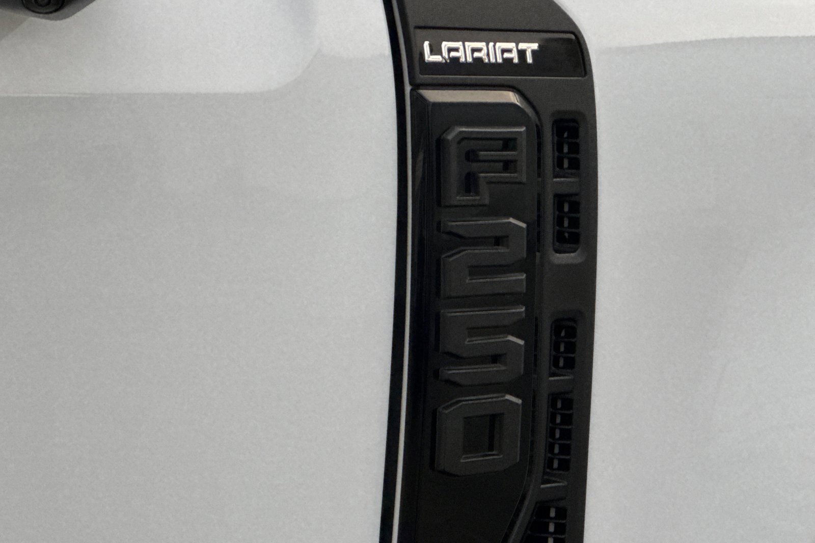 Used 2024 Ford F250 Lariat w/ Lariat Ultimate Package image 27