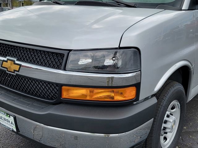 New 2026 Chevrolet Express 2500 w/ Enhanced Convenience Package RWD image 10
