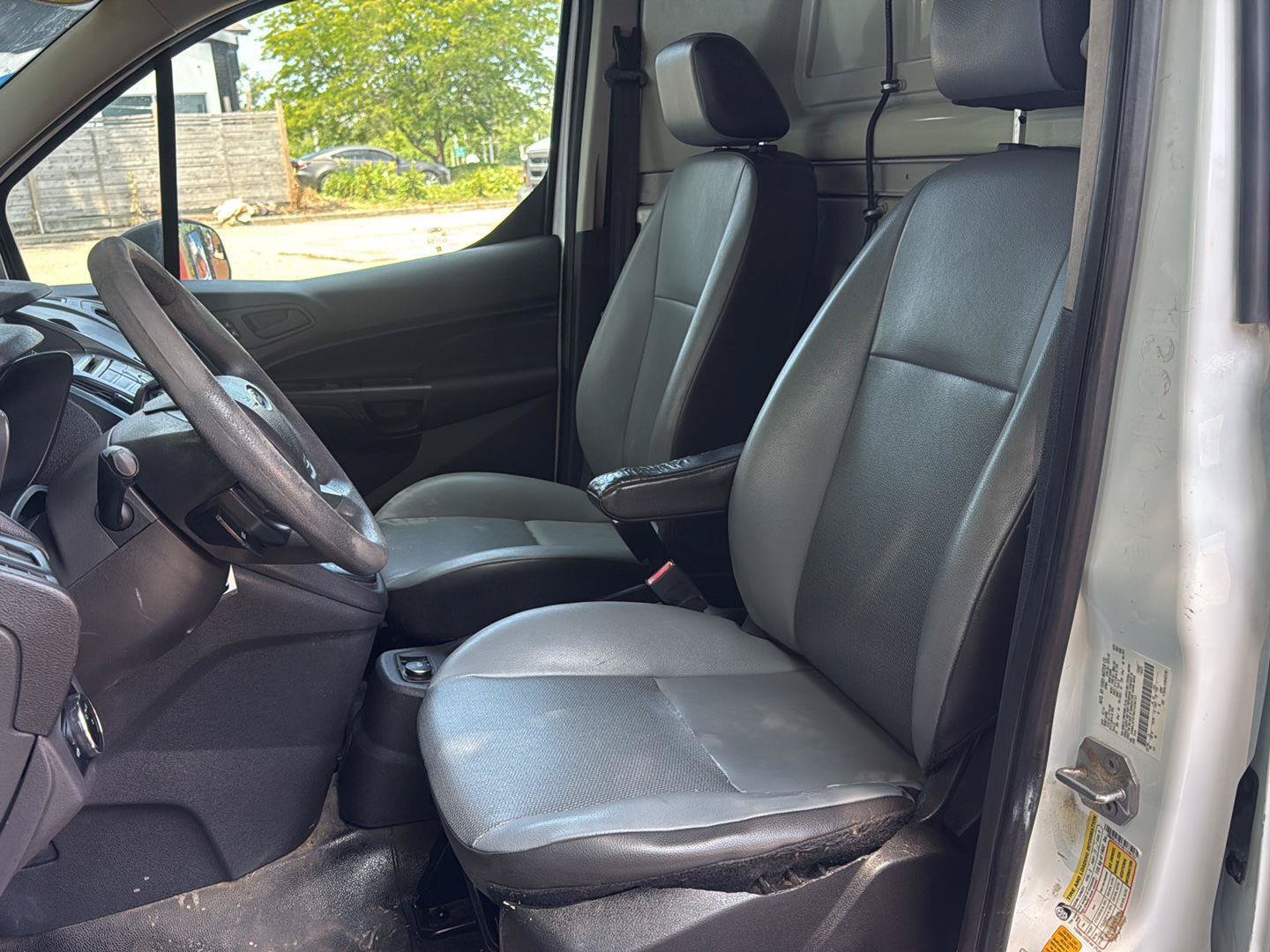 Used 2016 Ford Transit Connect XL FWD image 40