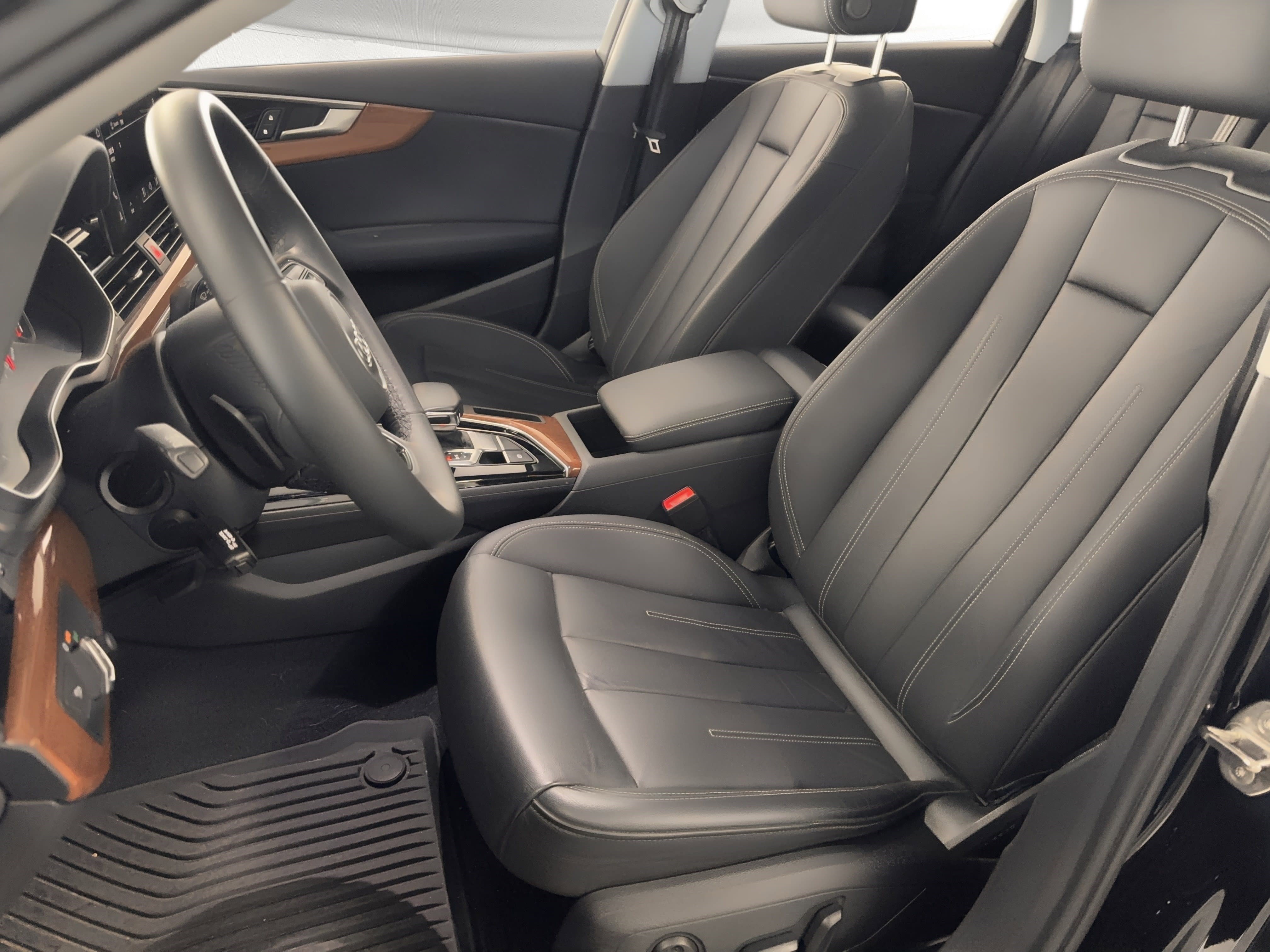 Certified 2023 Audi A4 2.0T Premium w/ Convenience Package image 5
