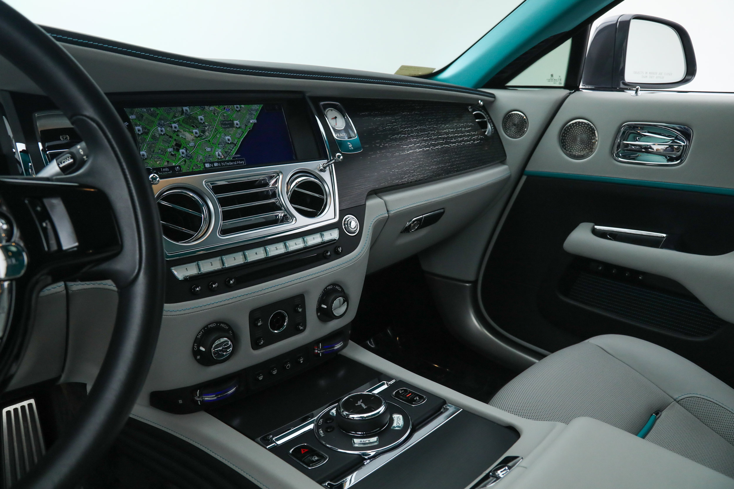 Used 2021 Rolls-Royce Wraith RWD image 33