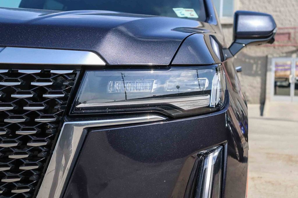 Used 2023 Cadillac Escalade Premium Luxury w/ Performance Package AWD/4WD image 9