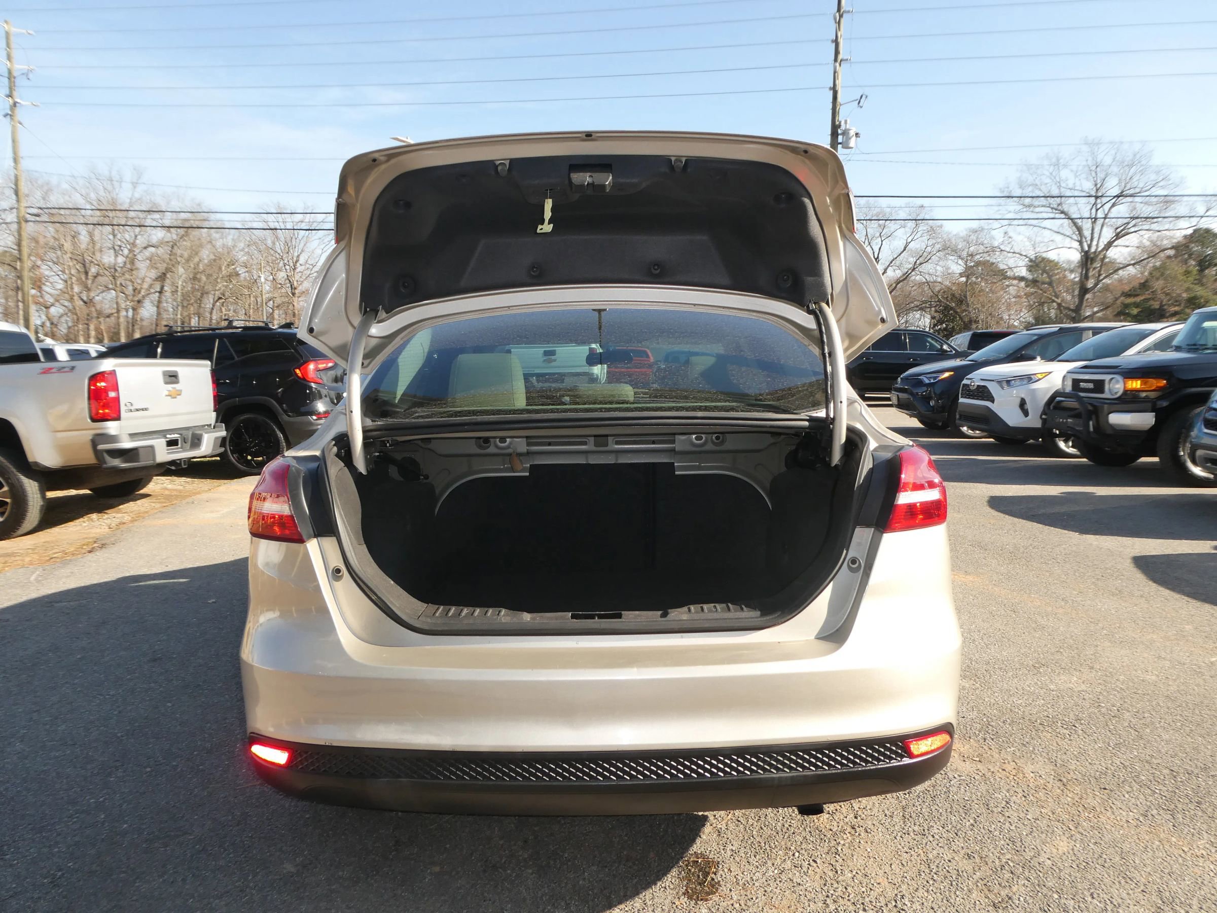 Used 2018 Ford Focus SE image 7