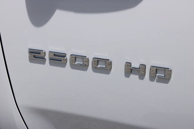 Used 2023 Chevrolet Silverado 2500 LT AWD/4WD image 17