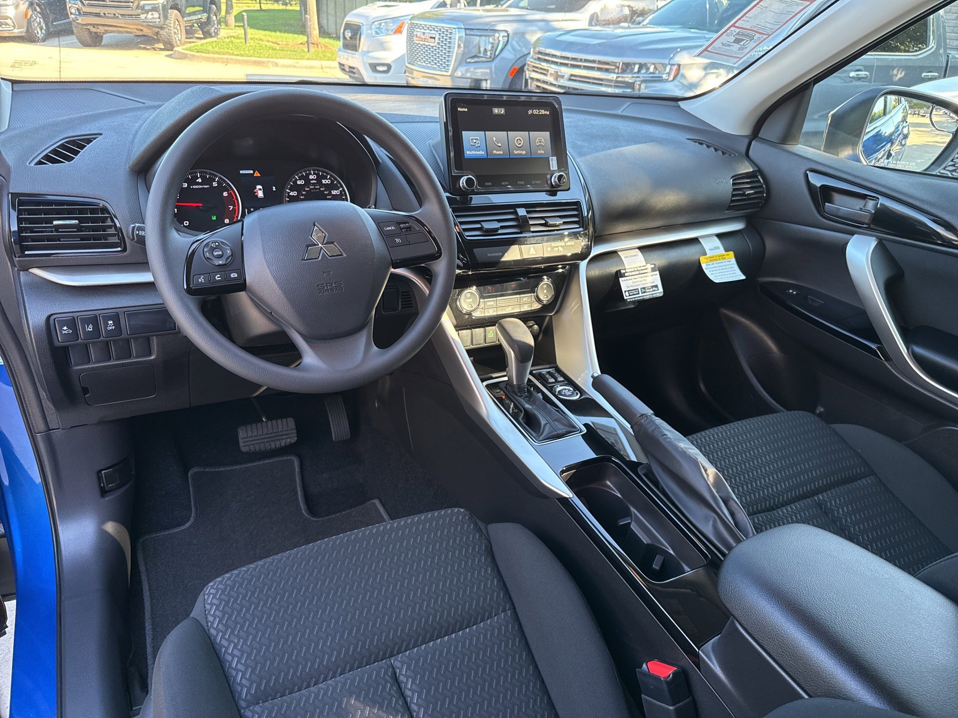 New 2025 Mitsubishi Eclipse Cross LE image 6