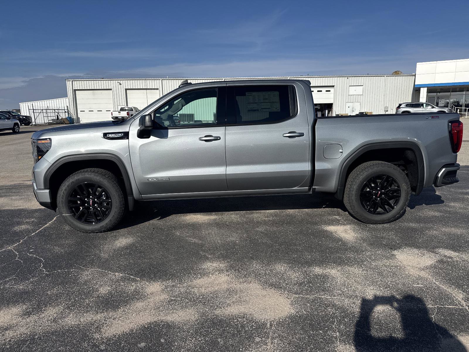 New 2026 GMC Sierra 1500 Elevation image 2