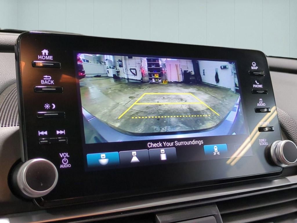 Used 2020 Honda Accord Touring image 26