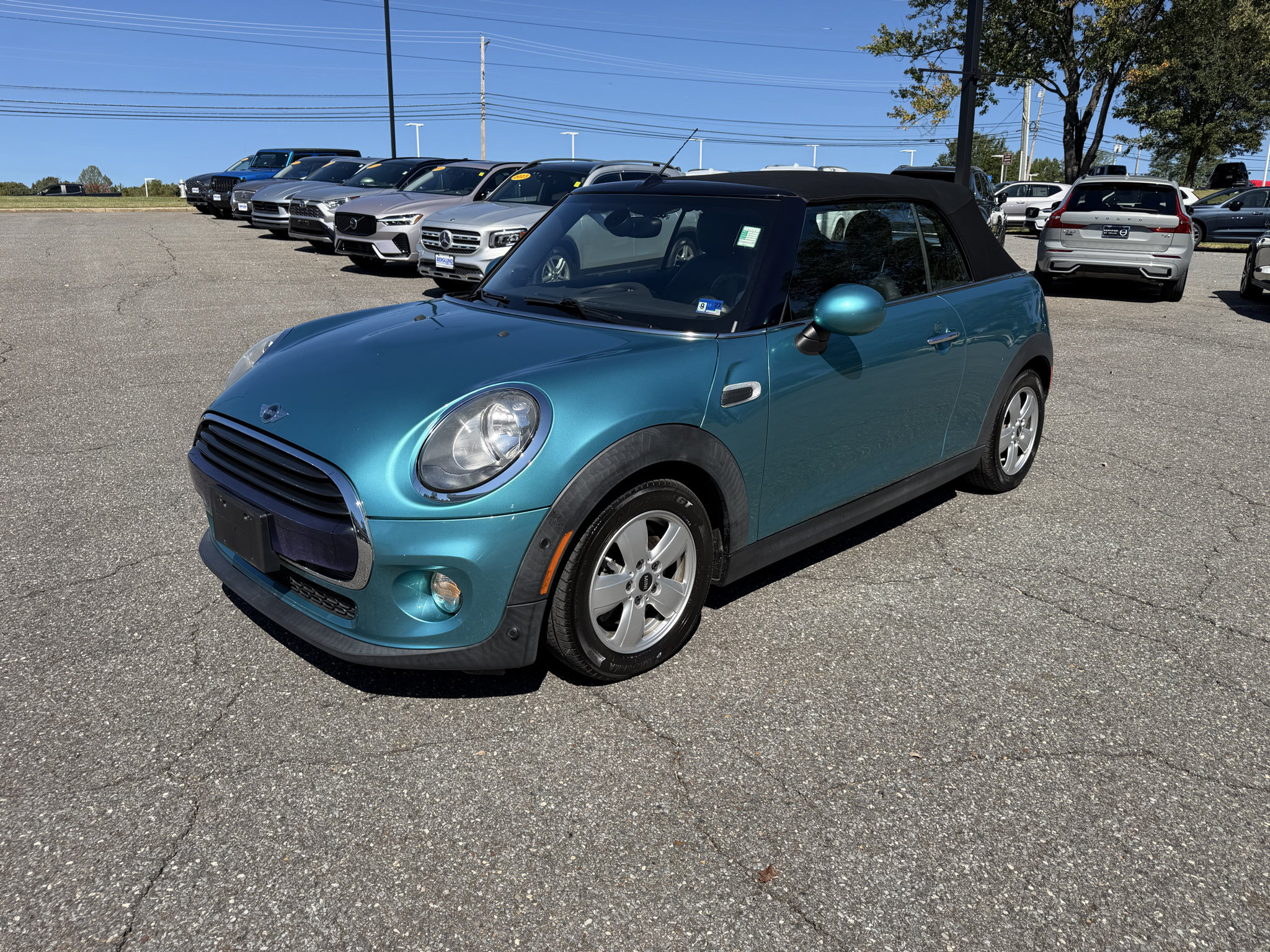 Used 2018 MINI Cooper Convertible FWD image 3