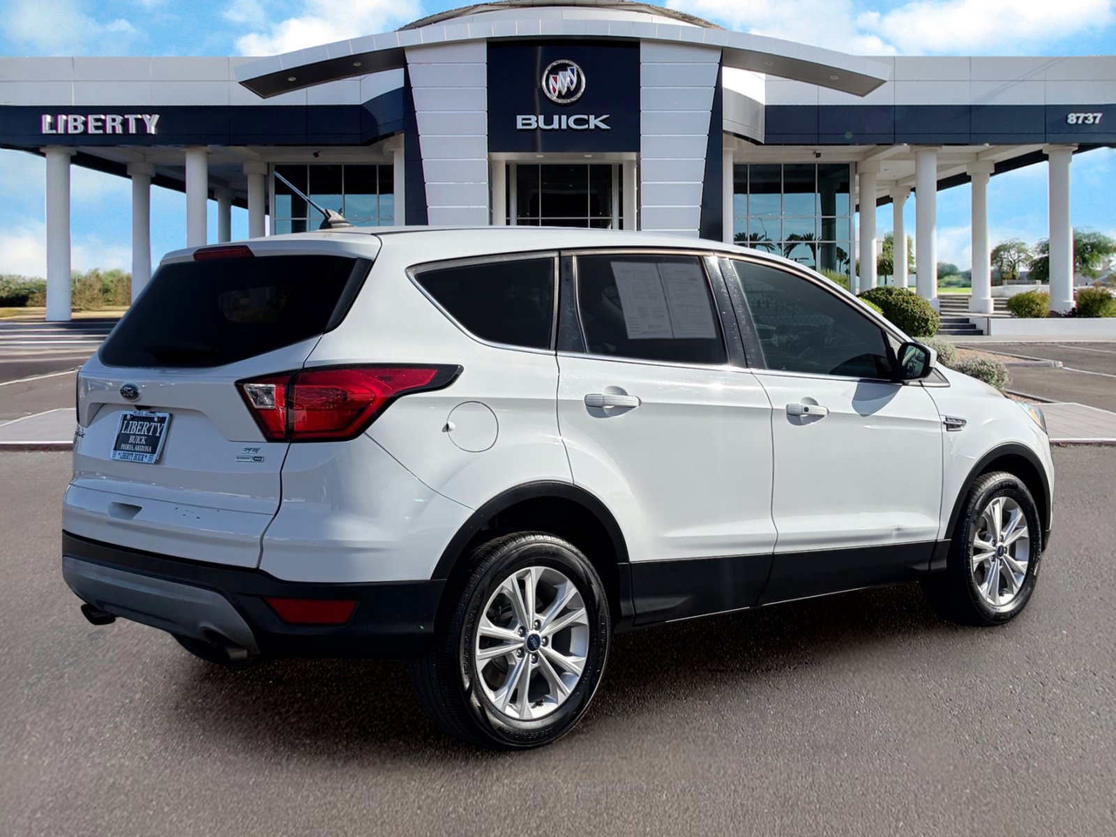 Used 2019 Ford Escape SE AWD/4WD image 4