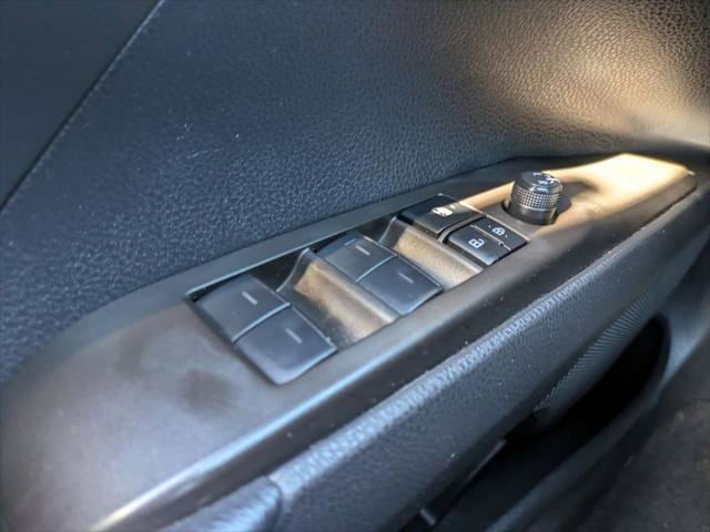 Certified 2023 Toyota Camry SE image 21