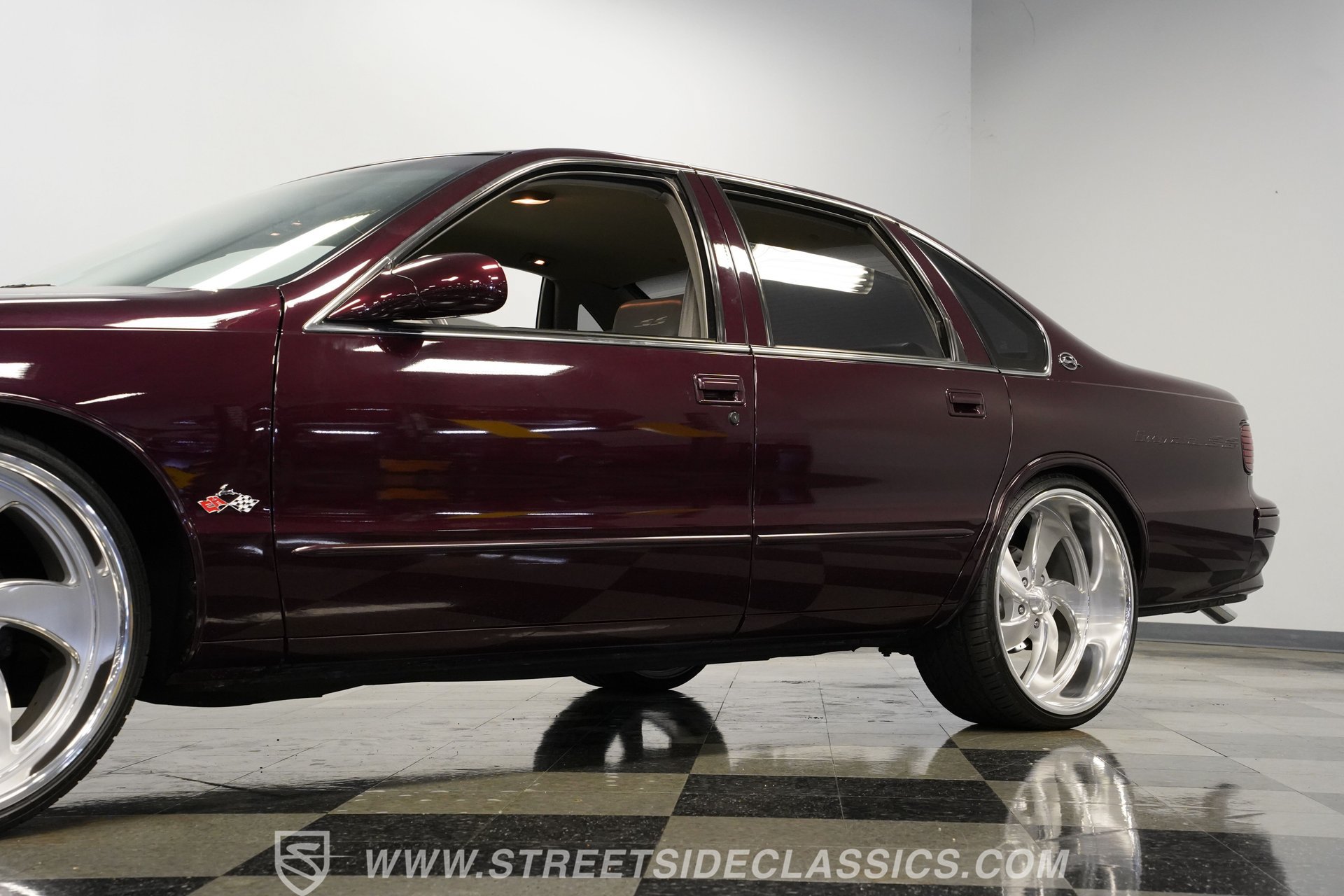 Used 1996 Chevrolet Impala SS RWD image 23