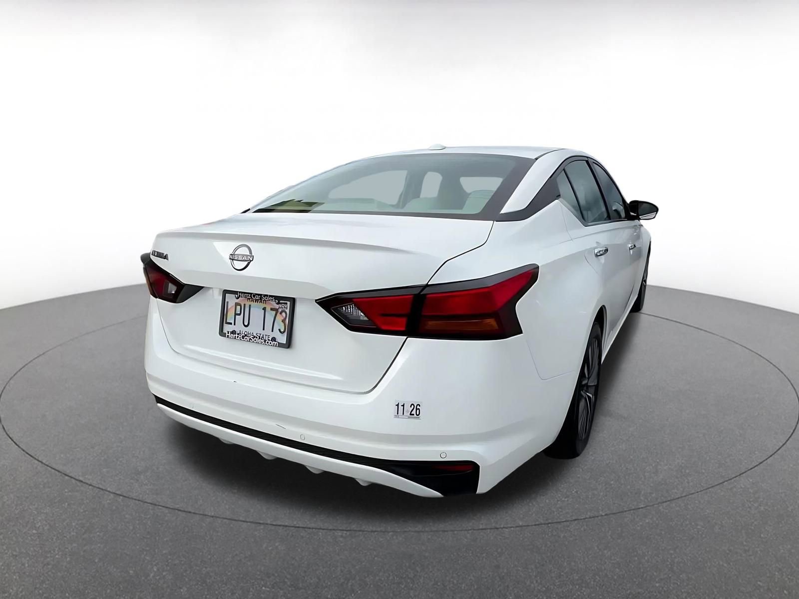 Used 2025 Nissan Altima 2.5 SV image 14