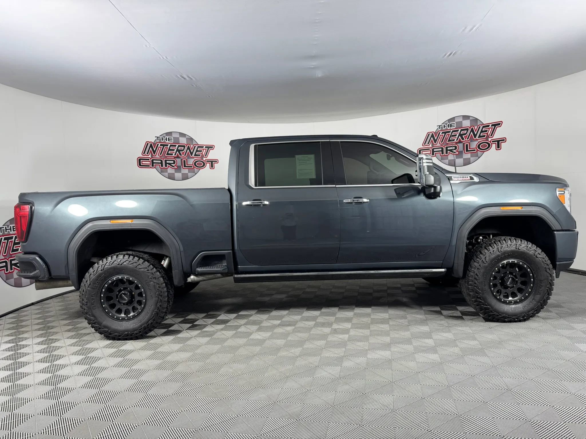 Used 2022 GMC Sierra 2500 Denali image 8