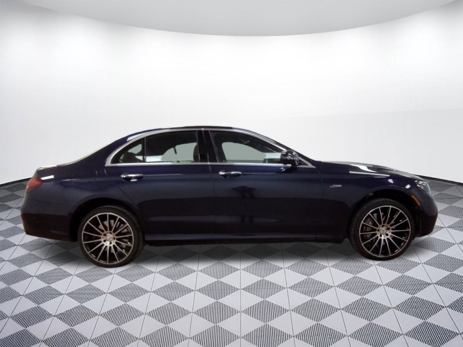 Used 2022 Mercedes-Benz E 53 AMG 4MATIC Sedan image 7
