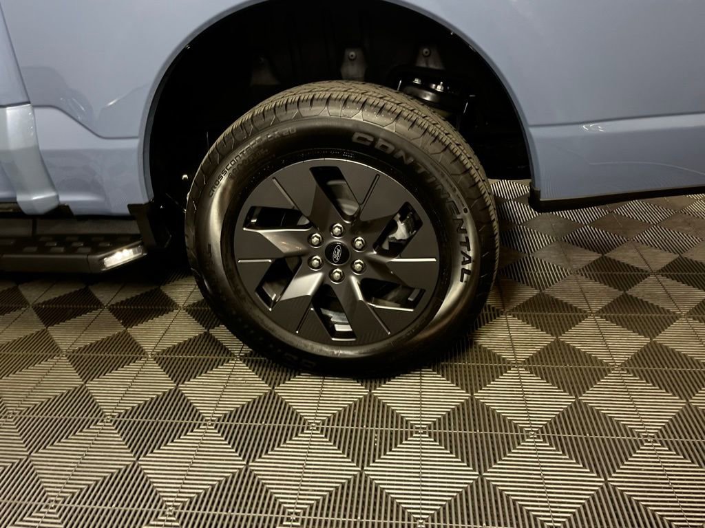 Used 2023 Ford F150 Lightning Lariat w/ Tow Technology Package image 14