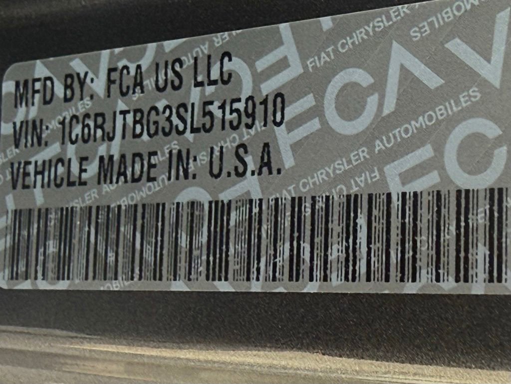 Certified 2025 Jeep Gladiator Rubicon w/ Safety Group image 40