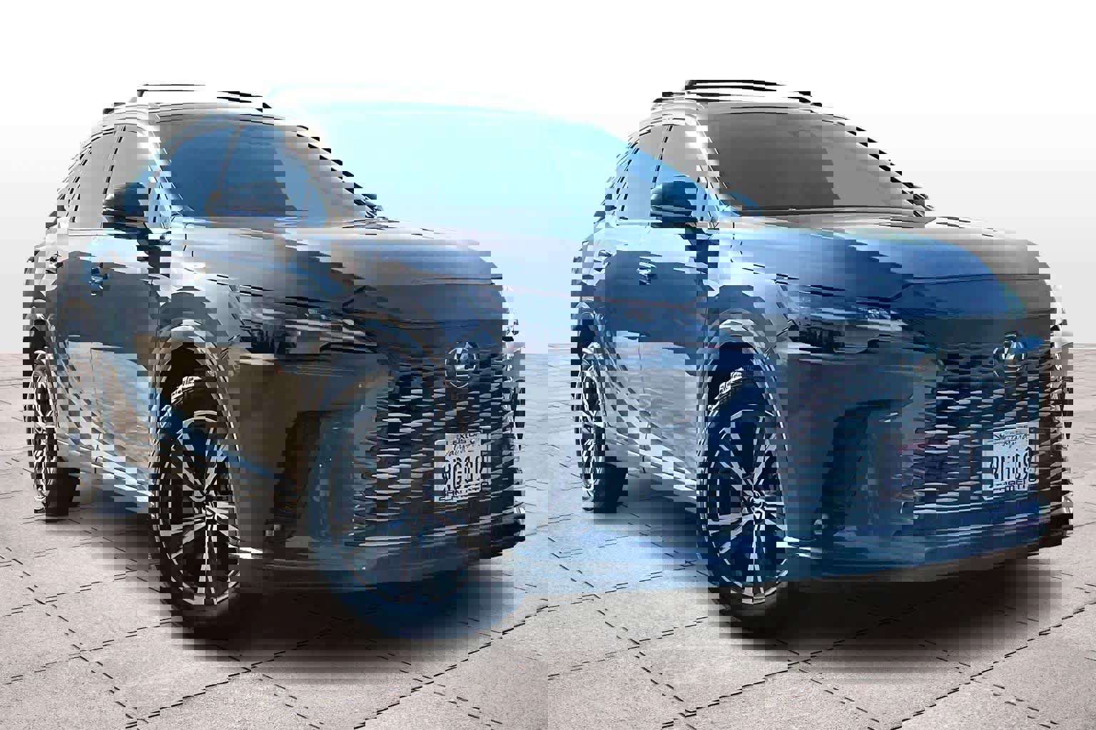 Used 2024 Lexus RX 350 Premium image 2