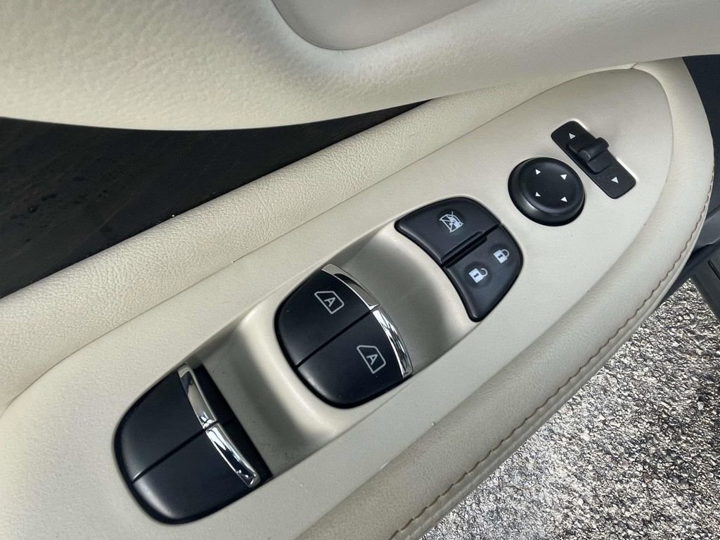 Used 2021 Nissan Murano Platinum w/ Cargo Package image 18