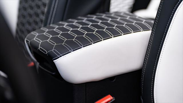 Used 2026 Jeep Gladiator Sport image 28