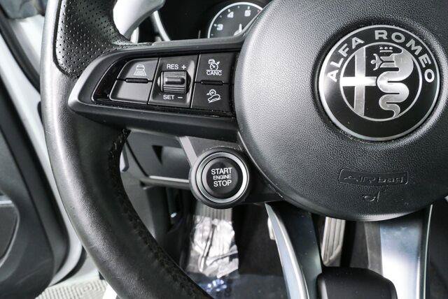 Used 2022 Alfa Romeo Stelvio Sprint AWD/4WD image 11