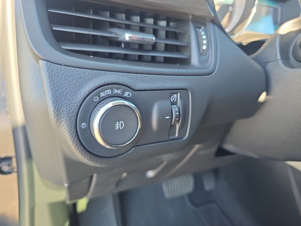 Used 2020 Buick Envision Preferred image 17