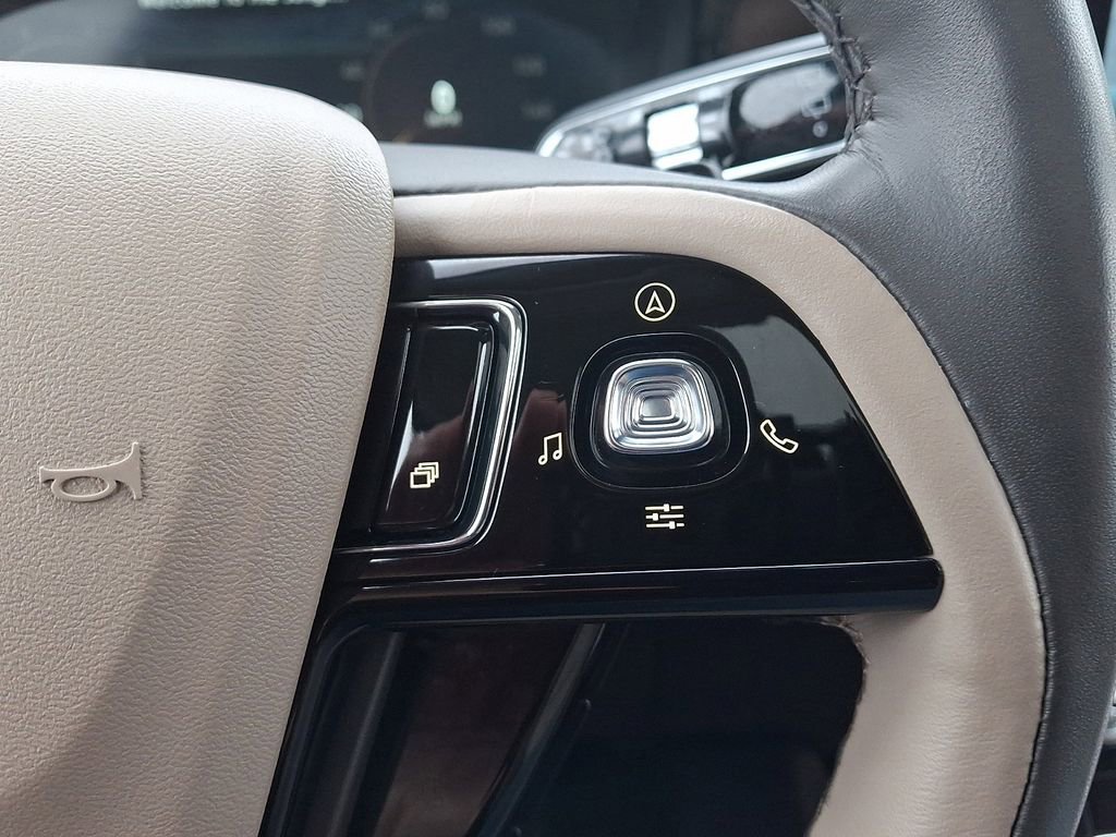 Certified 2022 Lincoln Corsair Reserve w/ Equipment Group 201A image 23