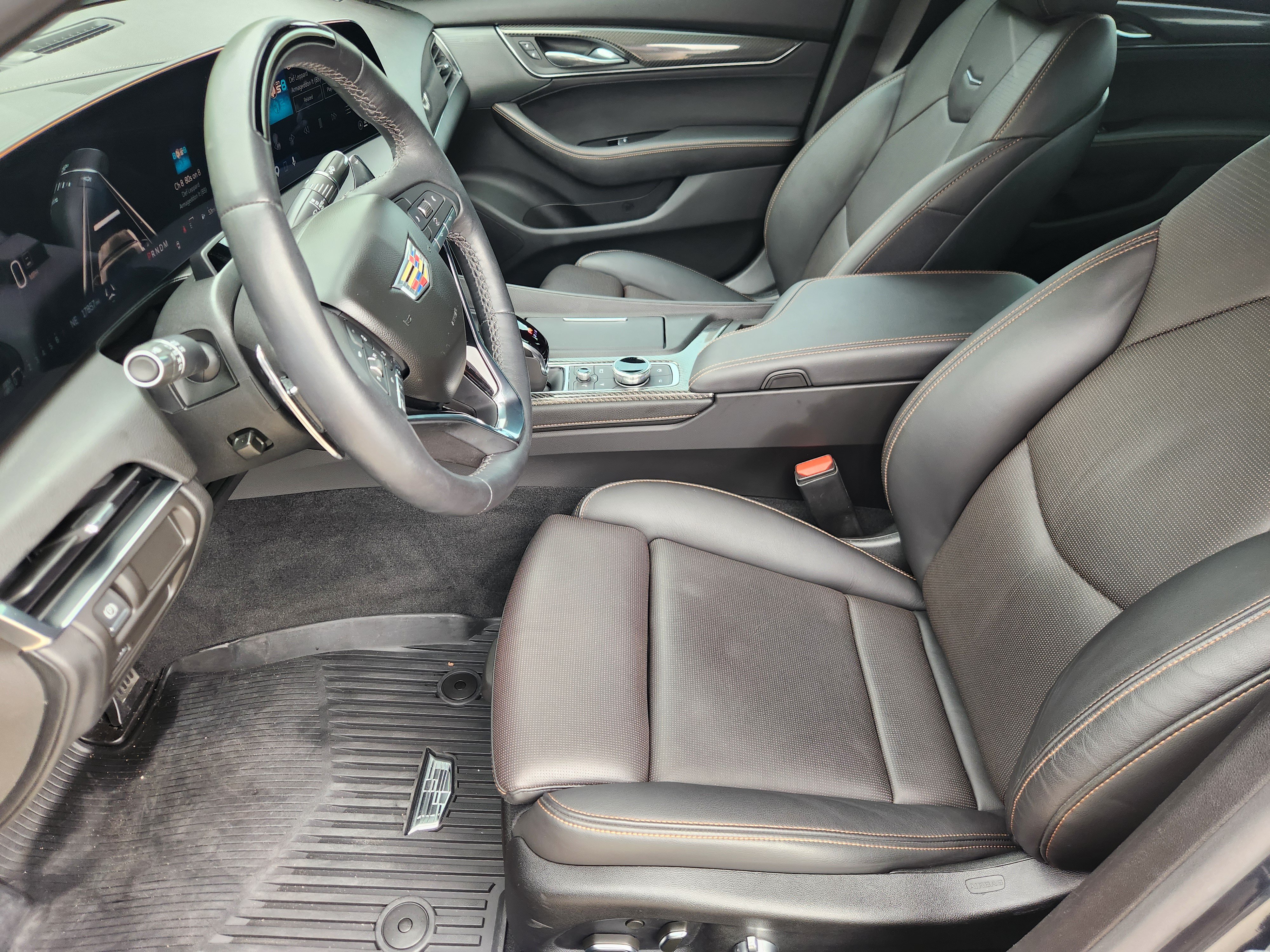 Used 2025 Cadillac CT5 Sport RWD image 9