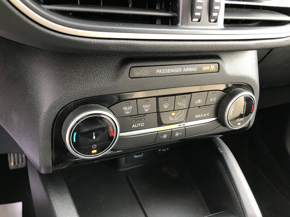 Used 2022 Ford Escape SE image 23