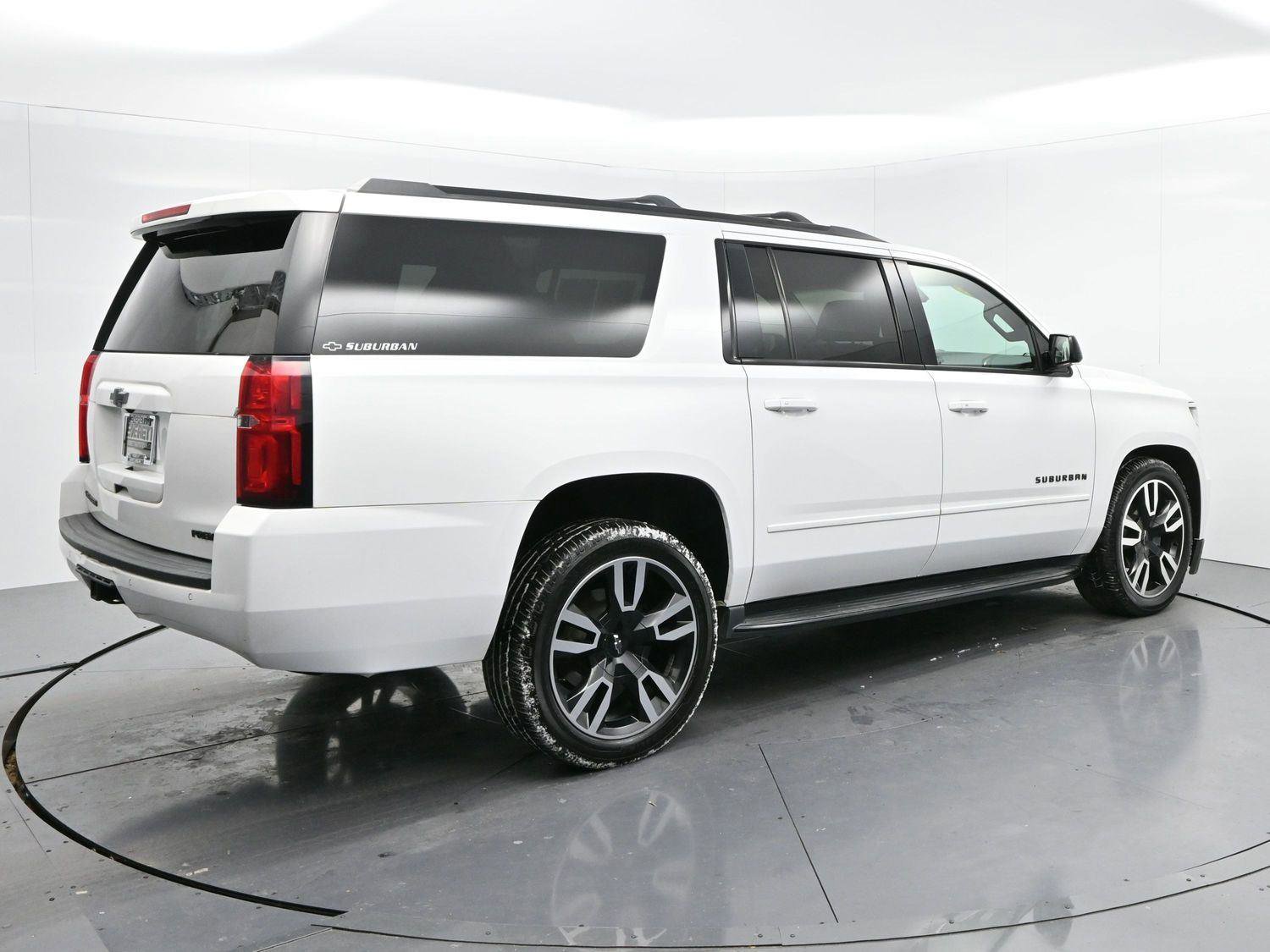 Used 2019 Chevrolet Suburban Premier AWD/4WD image 7