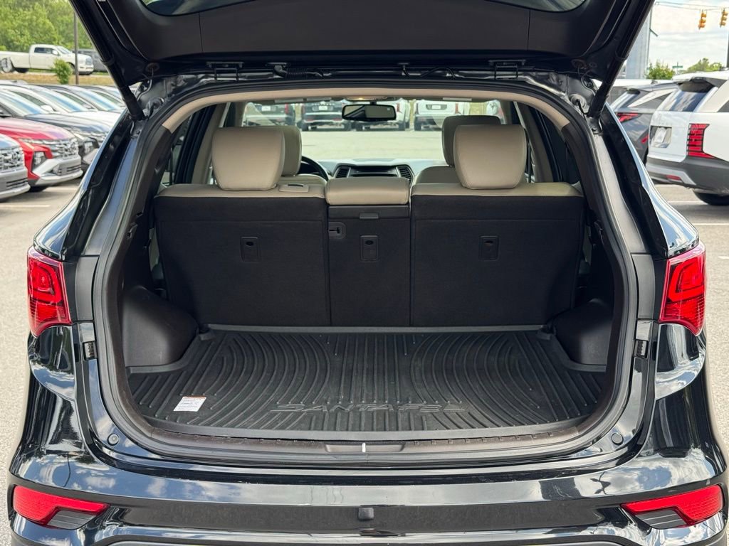 Used 2017 Hyundai Santa Fe Sport FWD image 17
