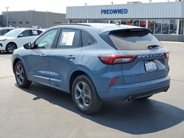 Used 2024 Ford Escape ST-Line w/ Tech Pack #1 AWD/4WD image 3