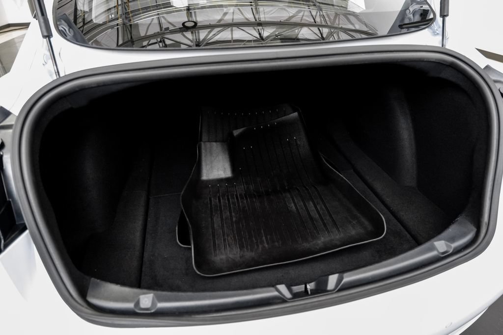 Used 2019 Tesla Model 3 Long Range RWD image 43